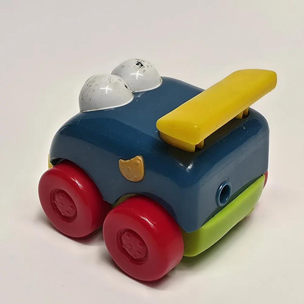Mattel 2006 Sesame Street Cookie Monster Plastic Toy Vehicle Car K6042